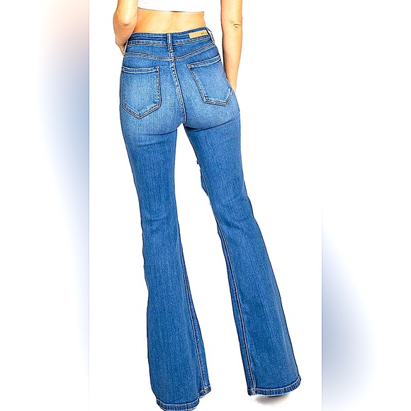 NWOT Cello High Waist Flare Jeans - Picture 2 of 12
